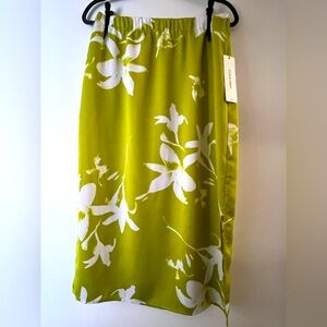 Calvin Klein Skirt 💚 NWT 💚
